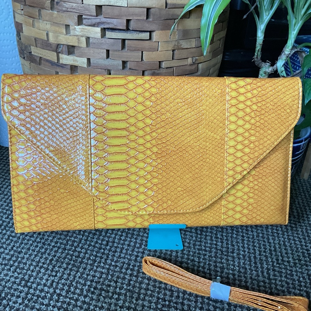 Fuax snake skin large envelope clutch bag (NEW)